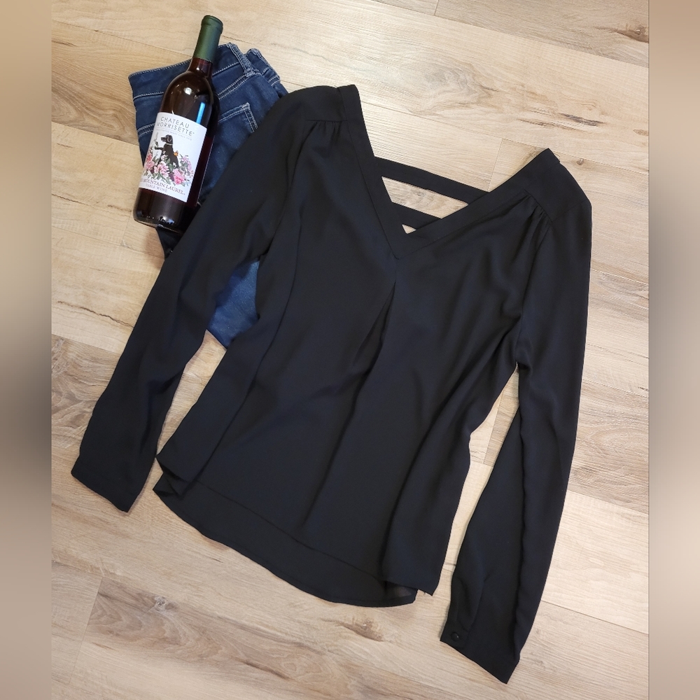 41 Hawthorn Sheerish Top